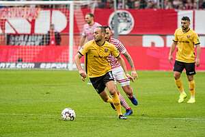 Rico Benatelli vor Marco Höger