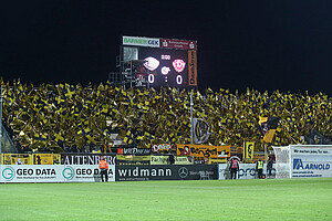 Rund 2000 mitgereiste Fans sorgten für Heimspielatmosphäre in Aalen.