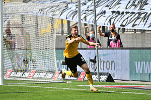 In der 56. Minute schnürt Christoph Daferner den Doppelpack und erhöht auf 2:0. | Foto: Dennis Hetzschold