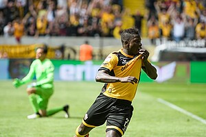 Moussa Koné bei seinem Torjubel. (Foto: SGD/Dennis Hetzschold)