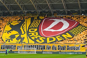 Choreo der Dynamo-Fans