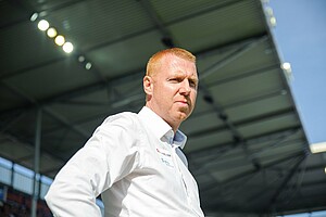 Dynamos Cheftrainer Maik Walpurgis kurz vorm Anpfiff