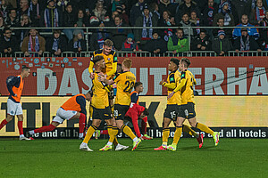 Der Jubel Nach Mörschels Führungstreffer ist groß. | Foto: Dennis Hetzschold
