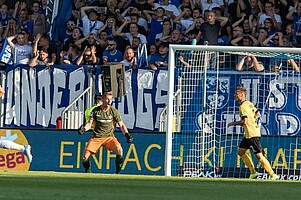Kevin Broll nach seiner Glanztat gegen Dursun