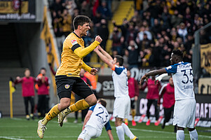 Jannis Nikolaou gleicht eine Viertelstunde vor Abpfiff aus. | Foto: Dennis Hetzschold
