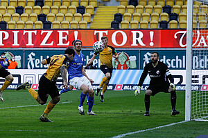 Philipp Hosiner verpasst die Führung knapp. | Foto: Steffen Kuttner