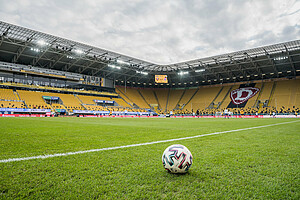 Erneut sind keine Zuschauer beim Heimspiel im rudolf-Harbig-Stadion dabei. | Foto: Dennis Hetzschold