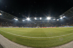 28.706 Zuschauer verfolgten den Jahresauftakt im DDV-Stadion. (Foto: Steffen Kuttner)
