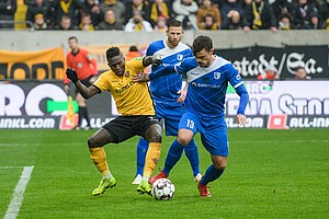 Moussa Koné gegen Ex-Dynamo Dennis Erdmann