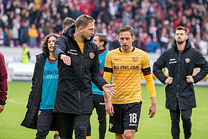 Nach dem Spiel haben Hartmann und Müller Klärungsbedarf.