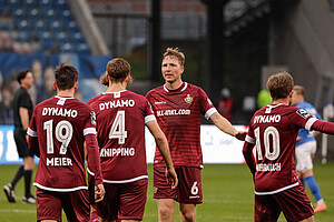 Die SGD verteidigt bis zum Ende hochkonzentriert und macht den verdienten 3:1-Auswärtssieg klar. | Foto: Steffen Kuttner 