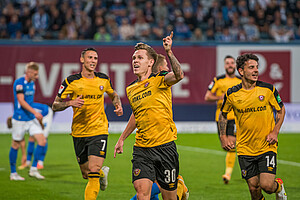 Kade stellt mit seinem Treffer zum 3:1 endgültig die Weichen auf Sieg. | Foto: Dennis Hetzschold