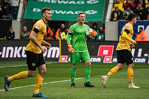 Kevin Broll treibt seine Teamkollegen an. | Foto: Dennis Hetzschold