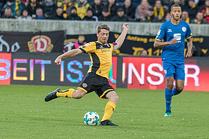 Andreas "Lumpi" Lambertz beim Torschuss.