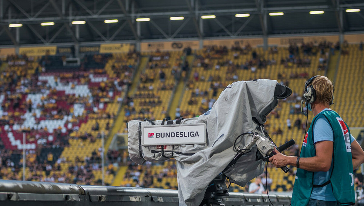 Sport1 überträgt Auswärtsspiel auf Schalke Sportgemeinschaft Dynamo Dresden
