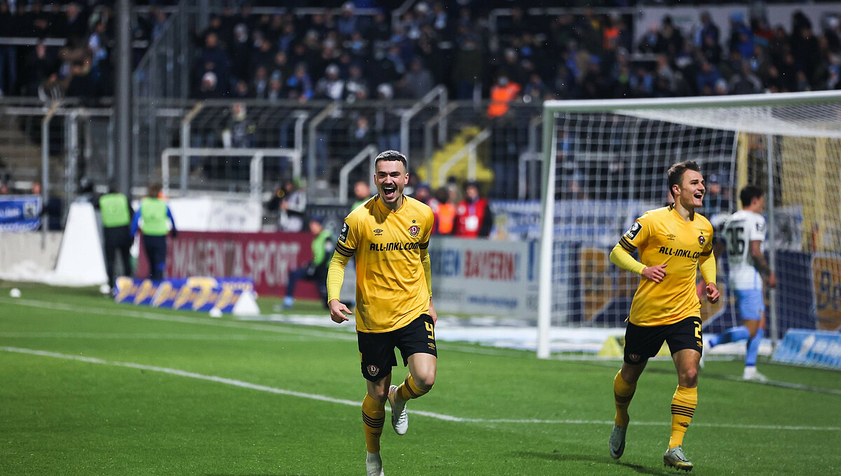 SG Dynamo Dresden vs. 1860 München - Rudolf-Harbig-Stadion