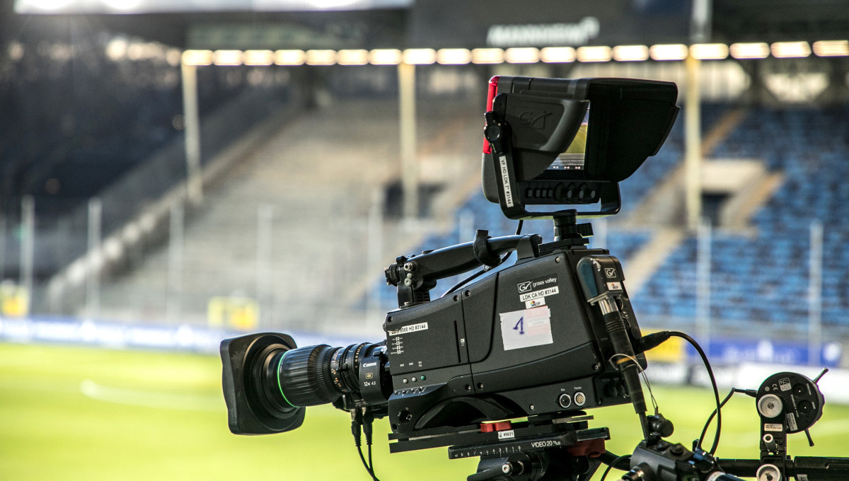 MDR zeigt Auswärtsspiel gegen Uerdingen live Sportgemeinschaft Dynamo Dresden